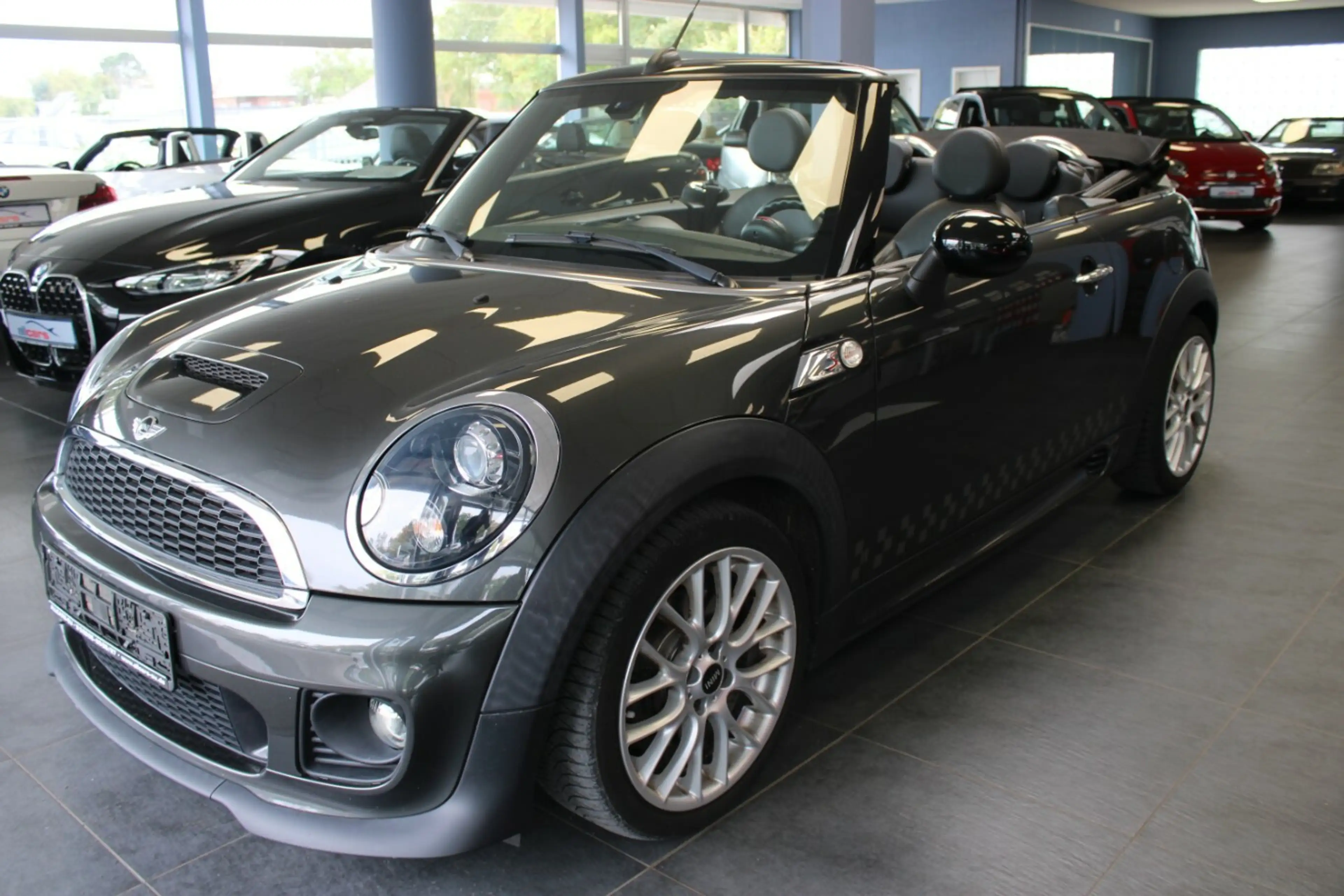 MINI Cooper S Cabrio - JCW-Paket - Leder - Xenon - Navi - — photo 3