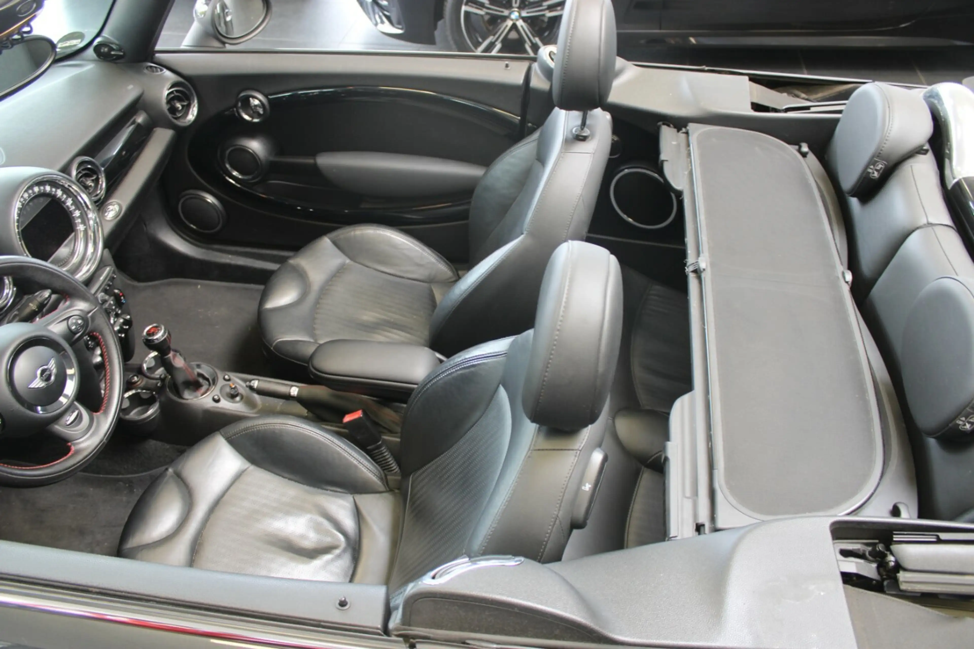 MINI Cooper S Cabrio - JCW-Paket - Leder - Xenon - Navi - — photo 10
