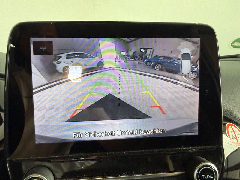 Ford Fiesta 1,0 EcoBoost 74kW Cool & Connect°1Hand — photo 13