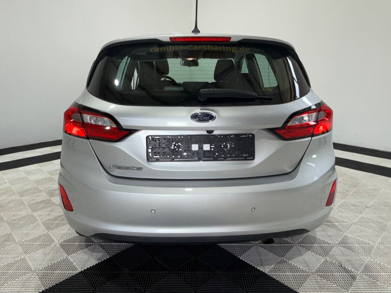 Ford Fiesta 1,0 EcoBoost 74kW Cool & Connect°1Hand — photo 5