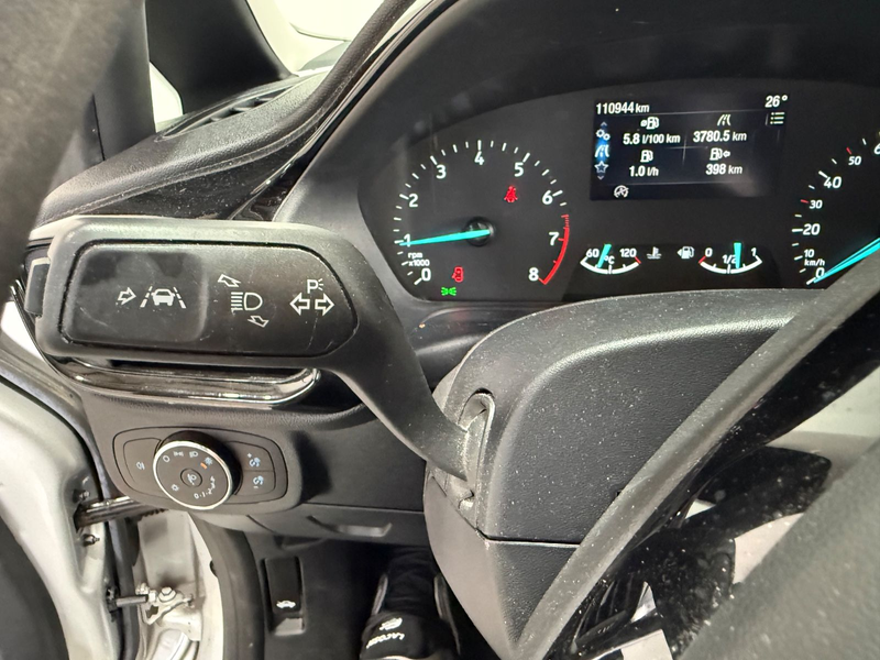 Ford Fiesta 1,0 EcoBoost 74kW Cool & Connect°1Hand — photo 15