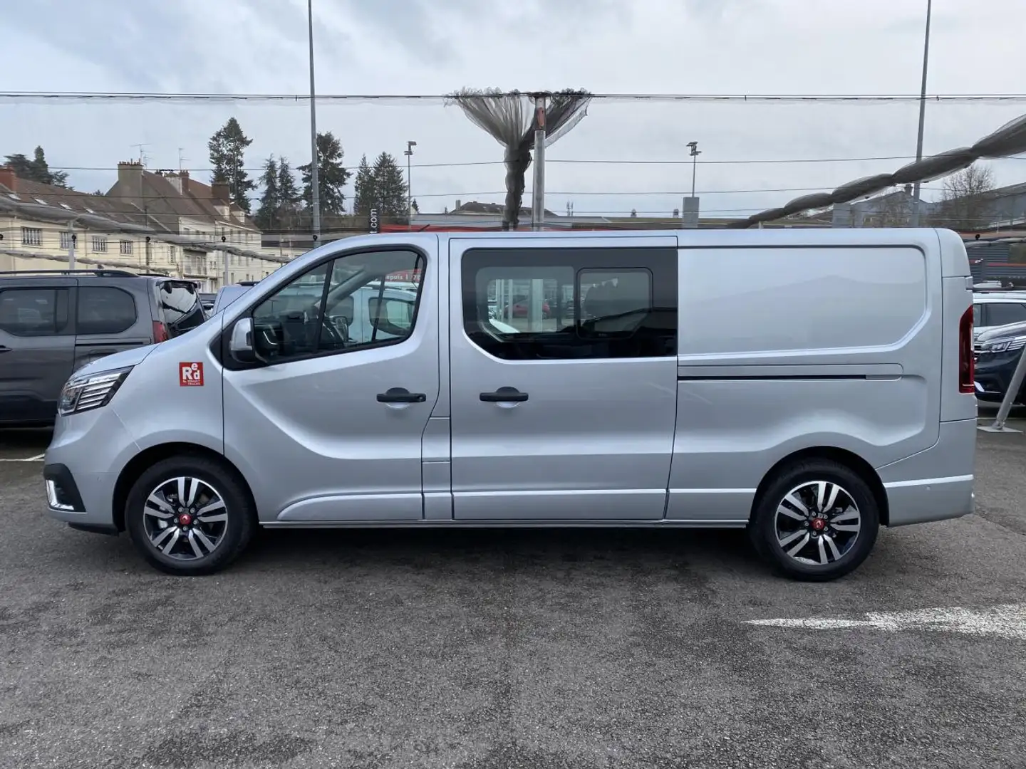 Renault Trafic III (2) 35 750 HT CABINE APPROFONDIE L2H1 3000 KG  Gris - 2