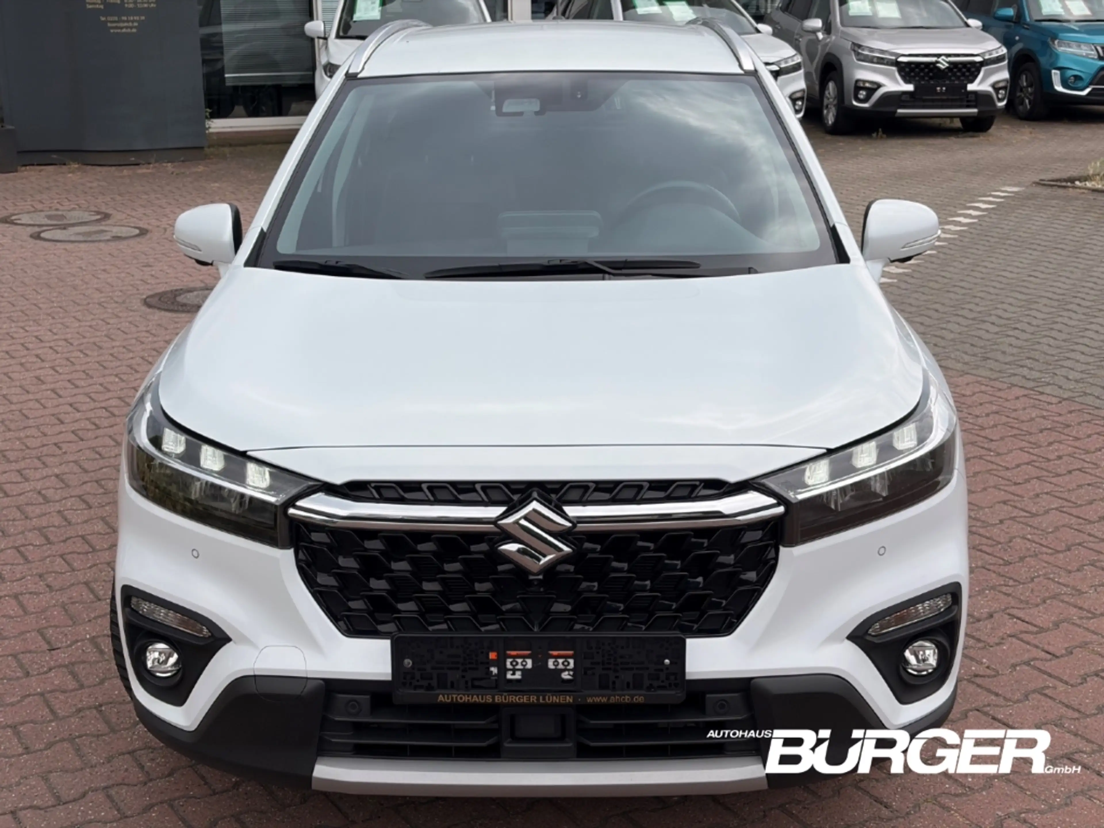 Suzuki SX4 S-Cross AllGrip 1.5  Navi Teilleder Kamera  LED Apple CarP — photo 2