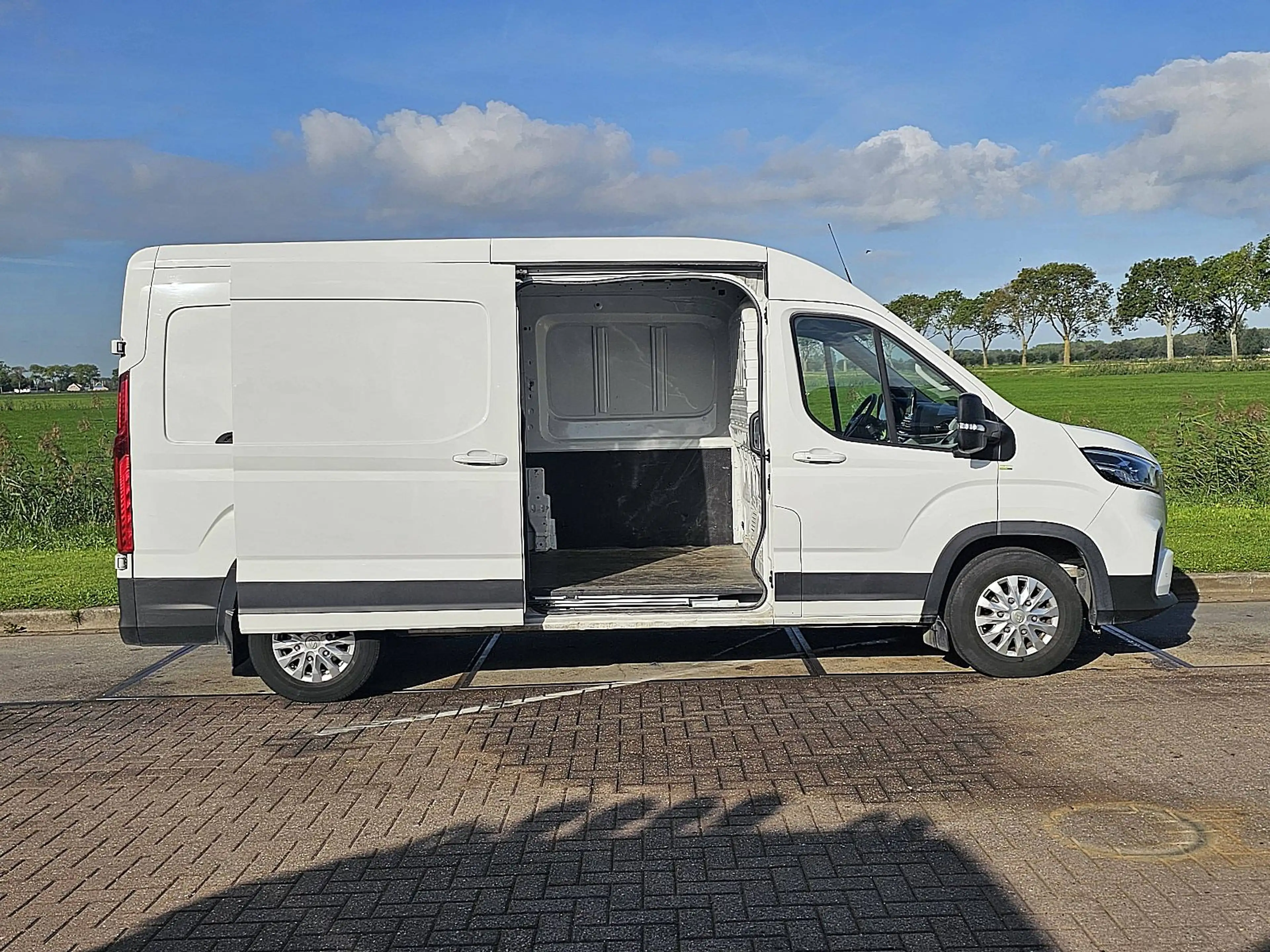Maxus Deliver 9 2.0 CIT BPM vrij ac camera — photo 13