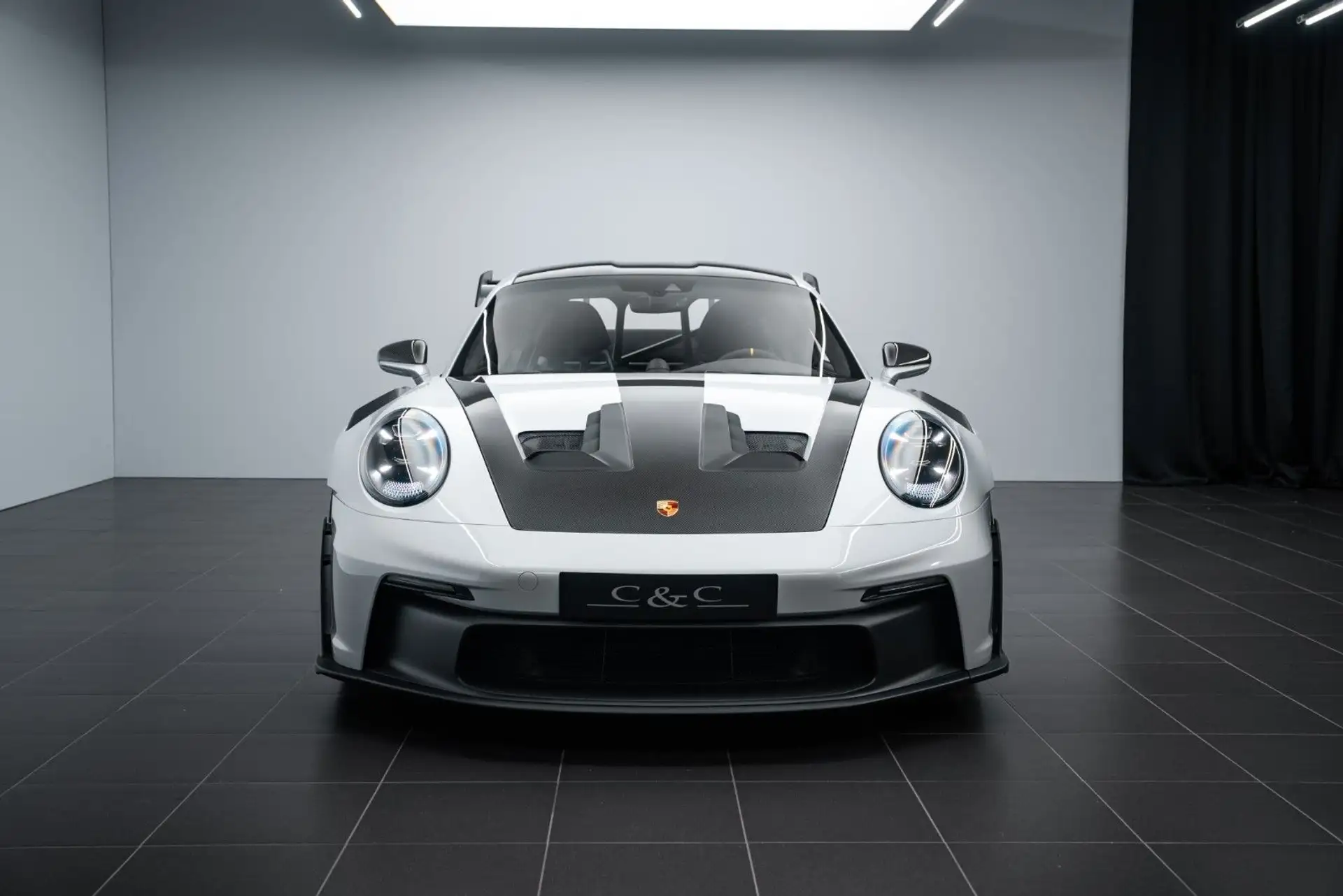 포르쉐 911 GT3 RS 2024 흰색 사진 3