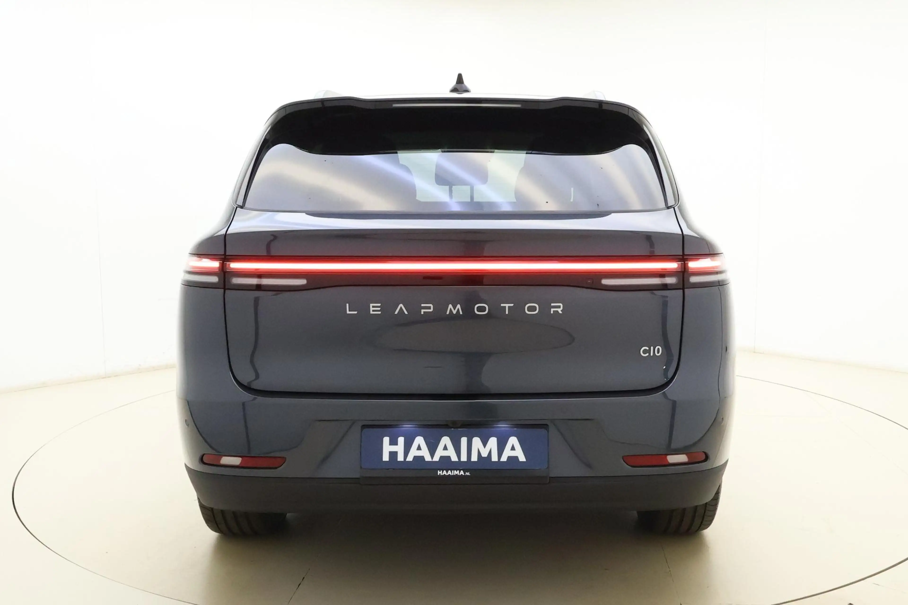 Leapmotor C10 Design Pro 69.9 kWh Panoramadak | 20inch | elektri — photo 11