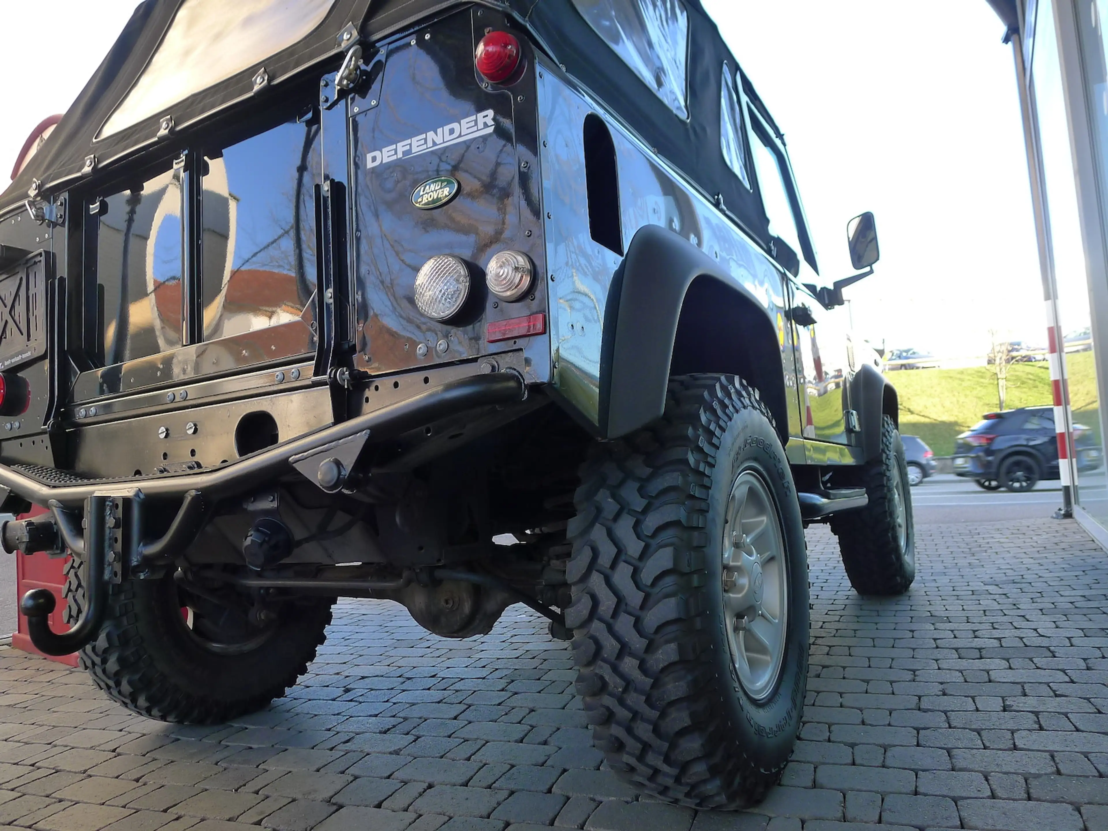 Land Rover Defender 90 TD5 Soft Top original Cabrio Two — photo 4
