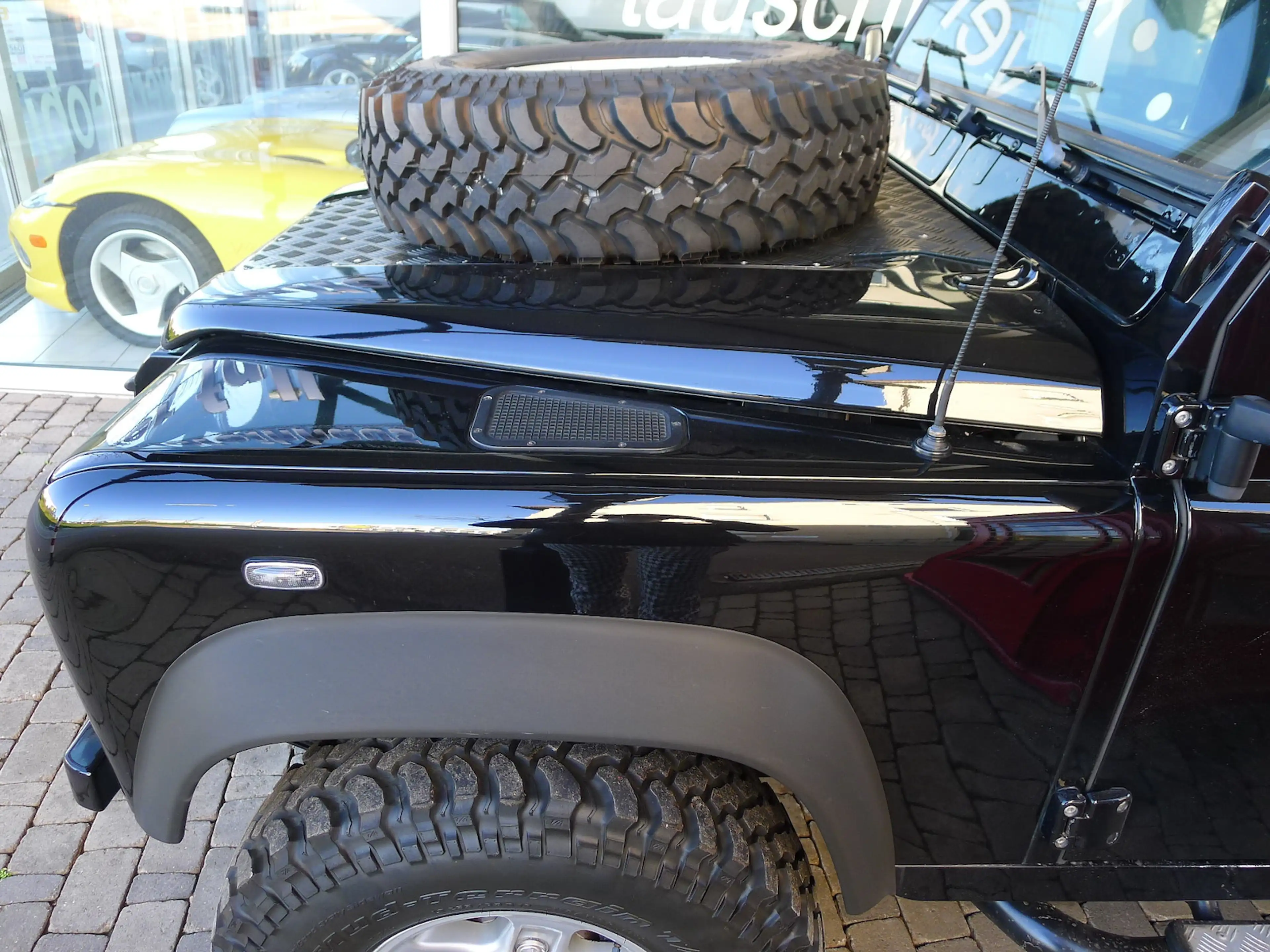 Land Rover Defender 90 TD5 Soft Top original Cabrio Two — photo 10