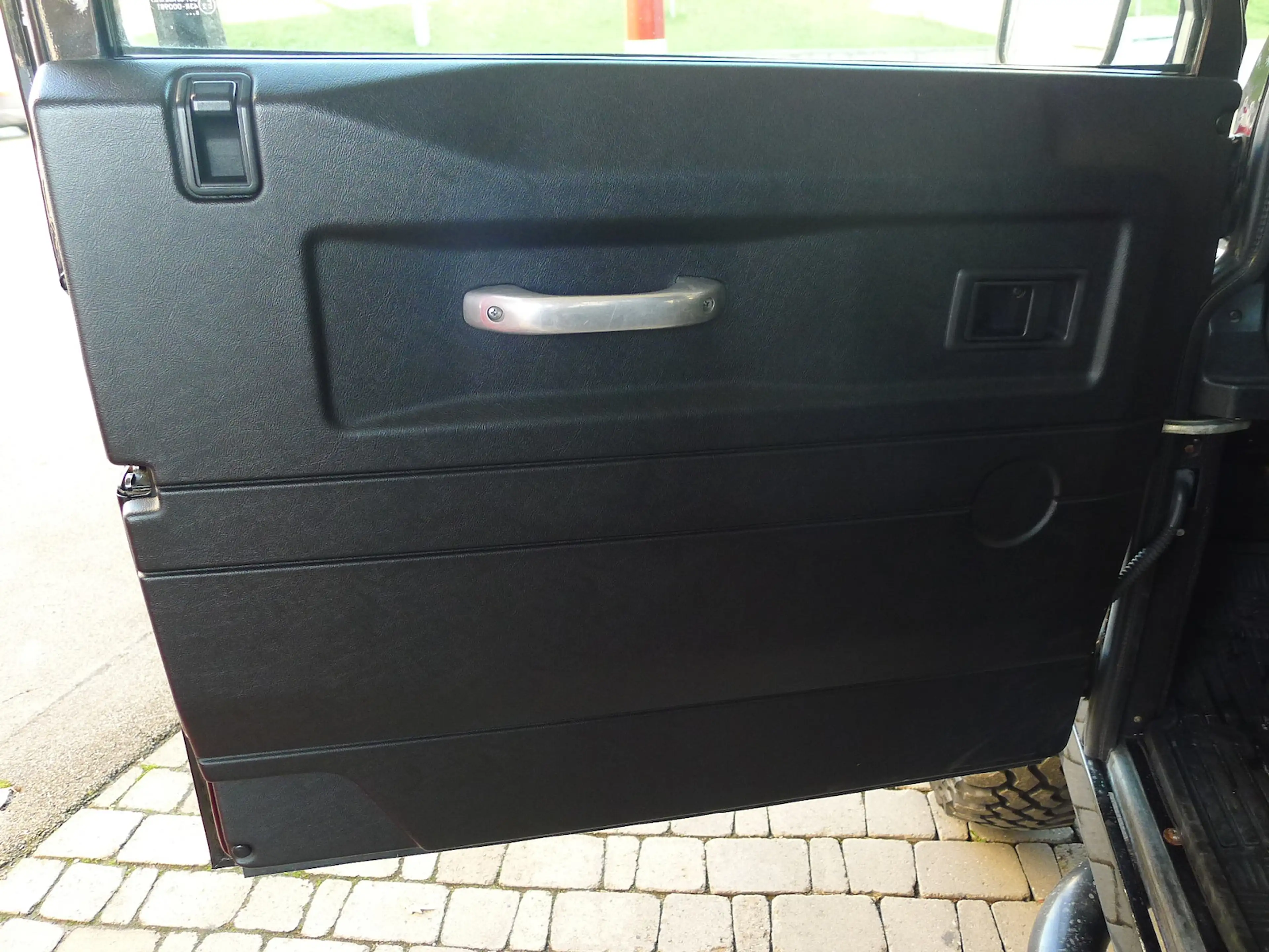 Land Rover Defender 90 TD5 Soft Top original Cabrio Two — photo 5