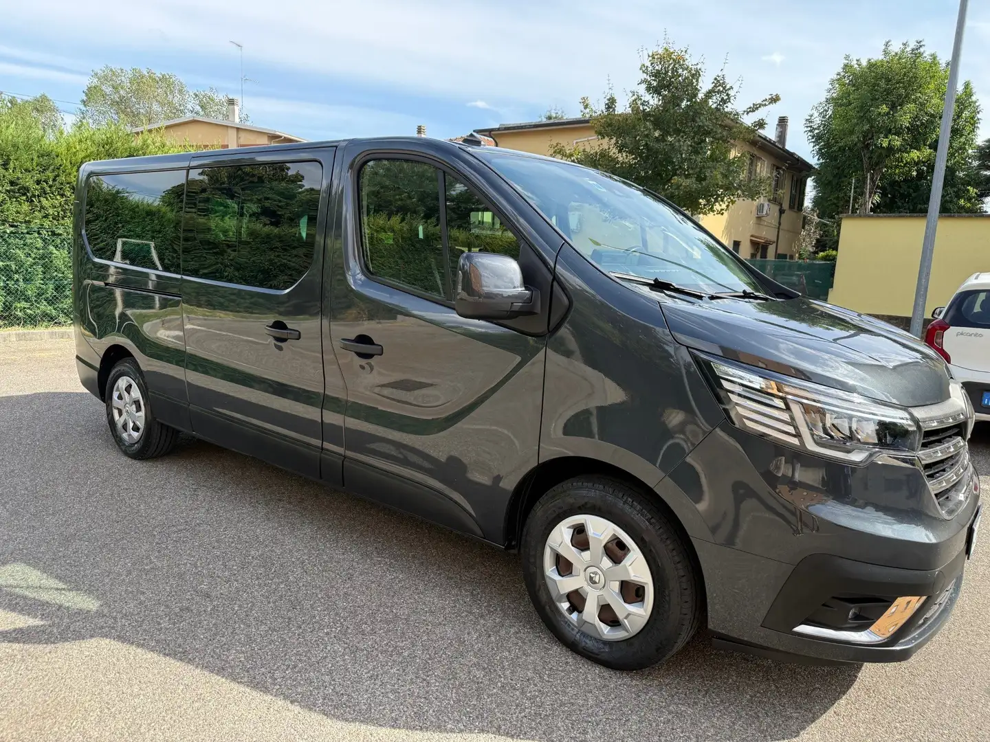 Renault Trafic 2.0 dCi - 9 POSTI - 12 MESI DI GARANZIA Black - 2