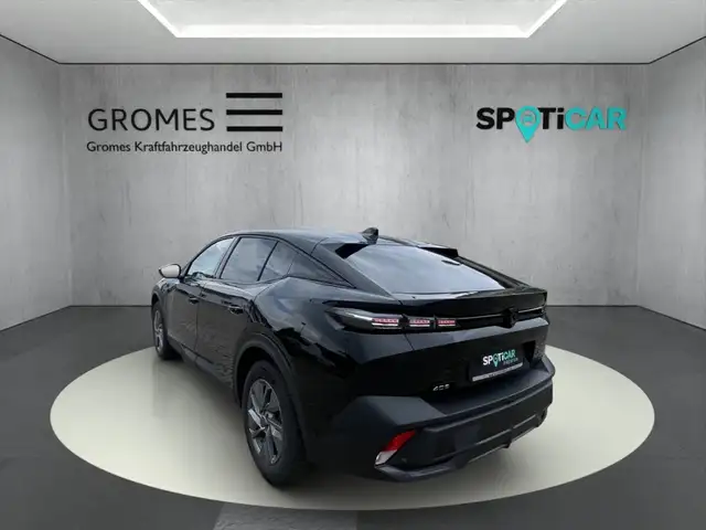 Peugeot 408 view 5