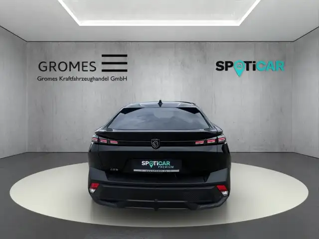 Peugeot 408 view 4
