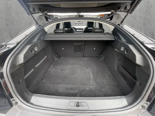 Peugeot 408 view 7