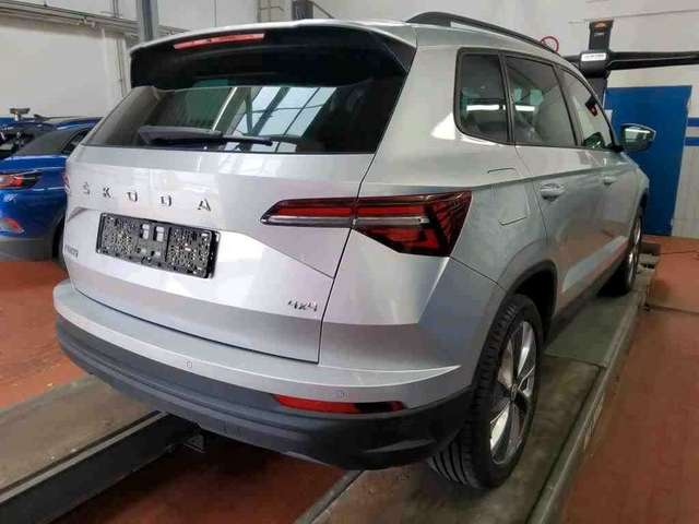 Skoda Karoq Style 4x4 2.0TDI DSG LED Navi SHZ AHK ACC
