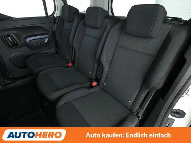 Peugeot Rifter view 14