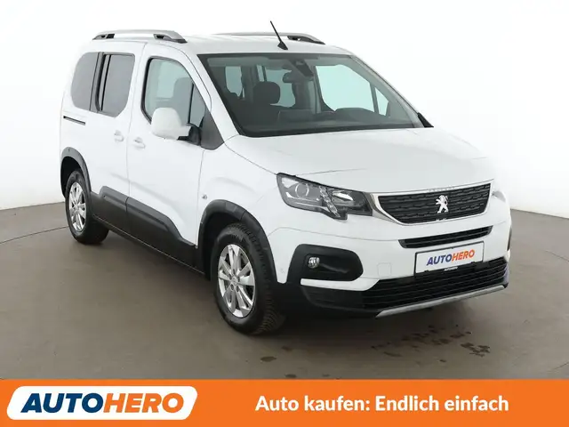 Peugeot Rifter view 8