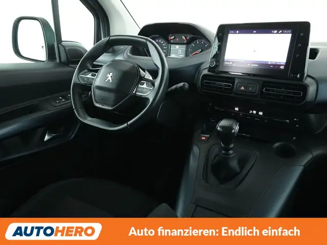 Peugeot Rifter view 13
