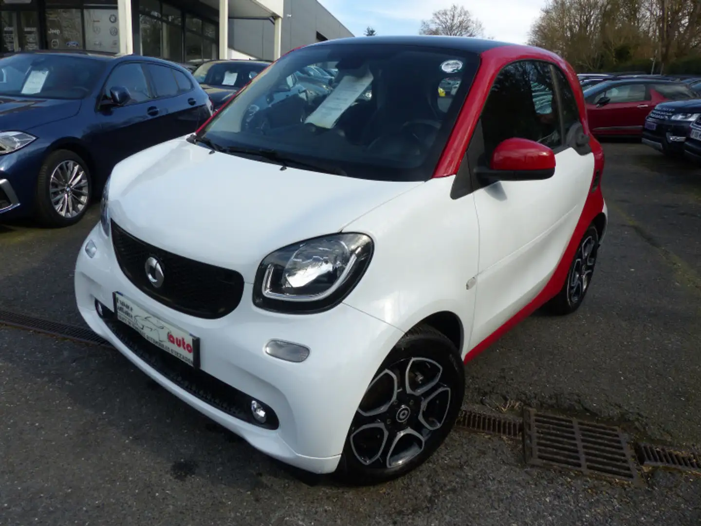 smart forTwo ELECTRIQUE 82CH PRIME Blanc - 1