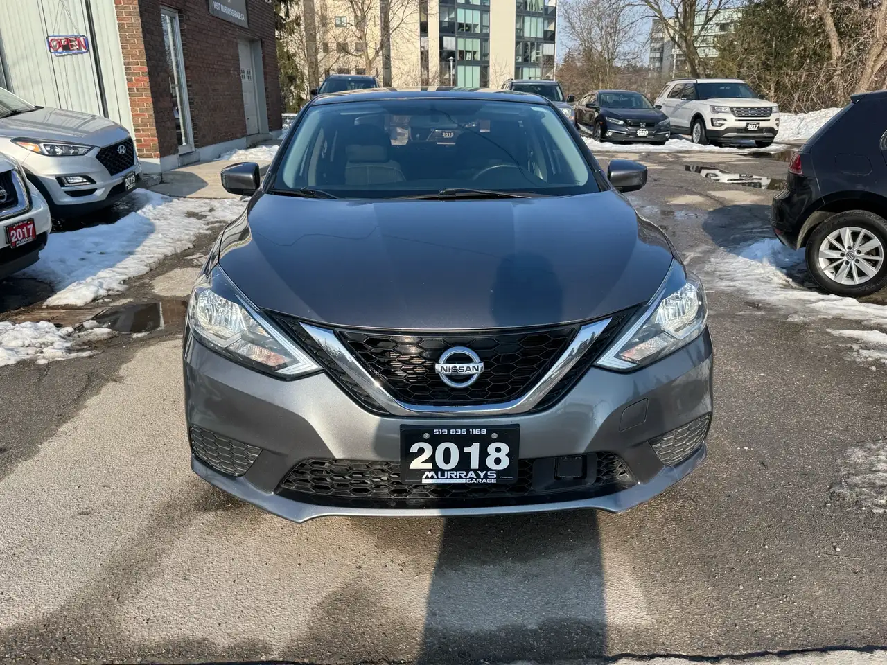 Nissan Sentra снимка Nissan Sentra