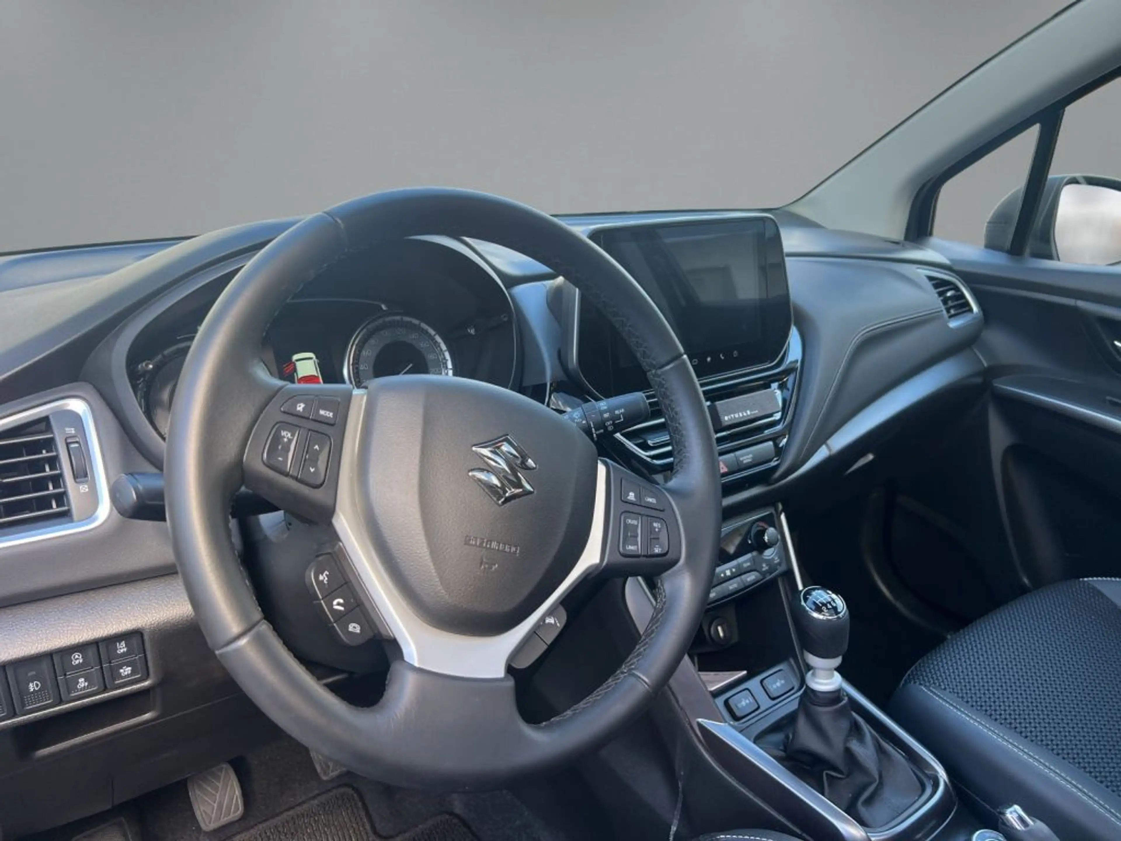 Suzuki S-Cross 1.4 Boosterjet Hybrid ALLGRIP Comfort+ — photo 6