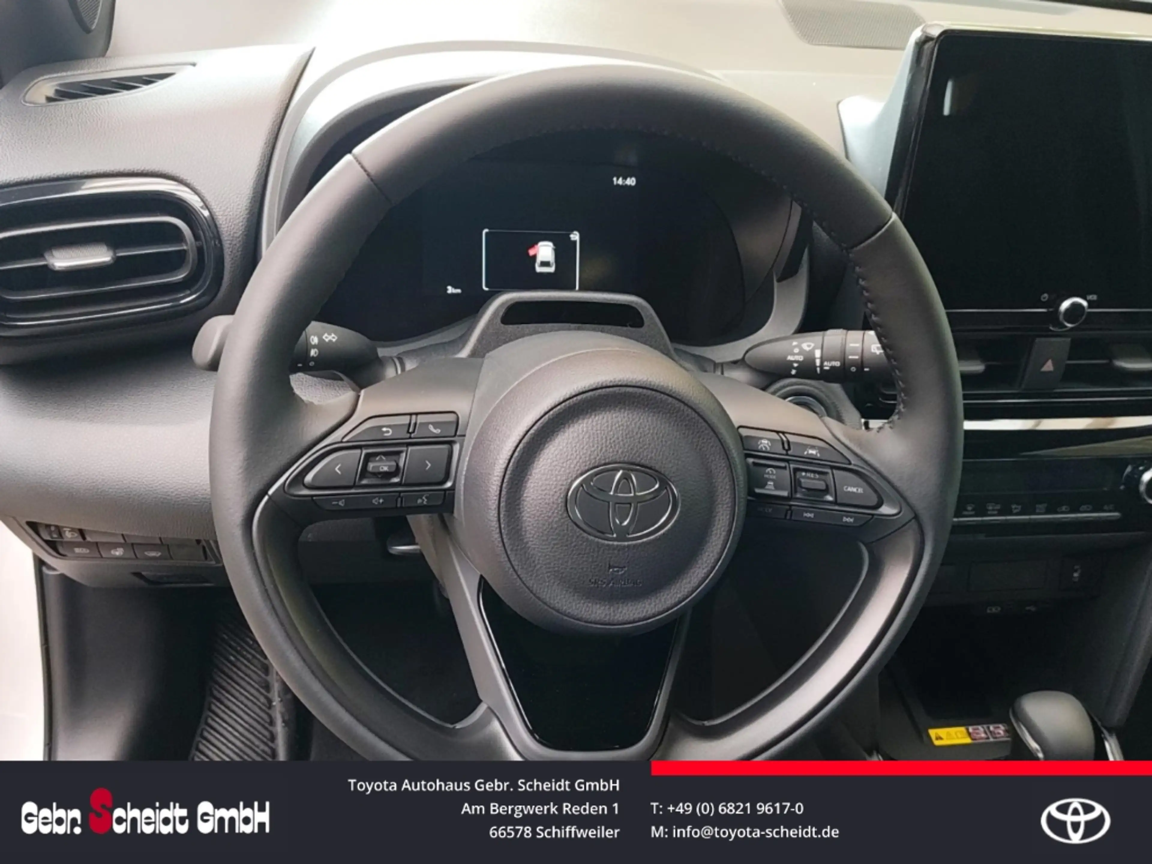 Toyota Yaris Cross Hybrid Facelift LED-Hauptscheinwerfer Apple CarPla — photo 15