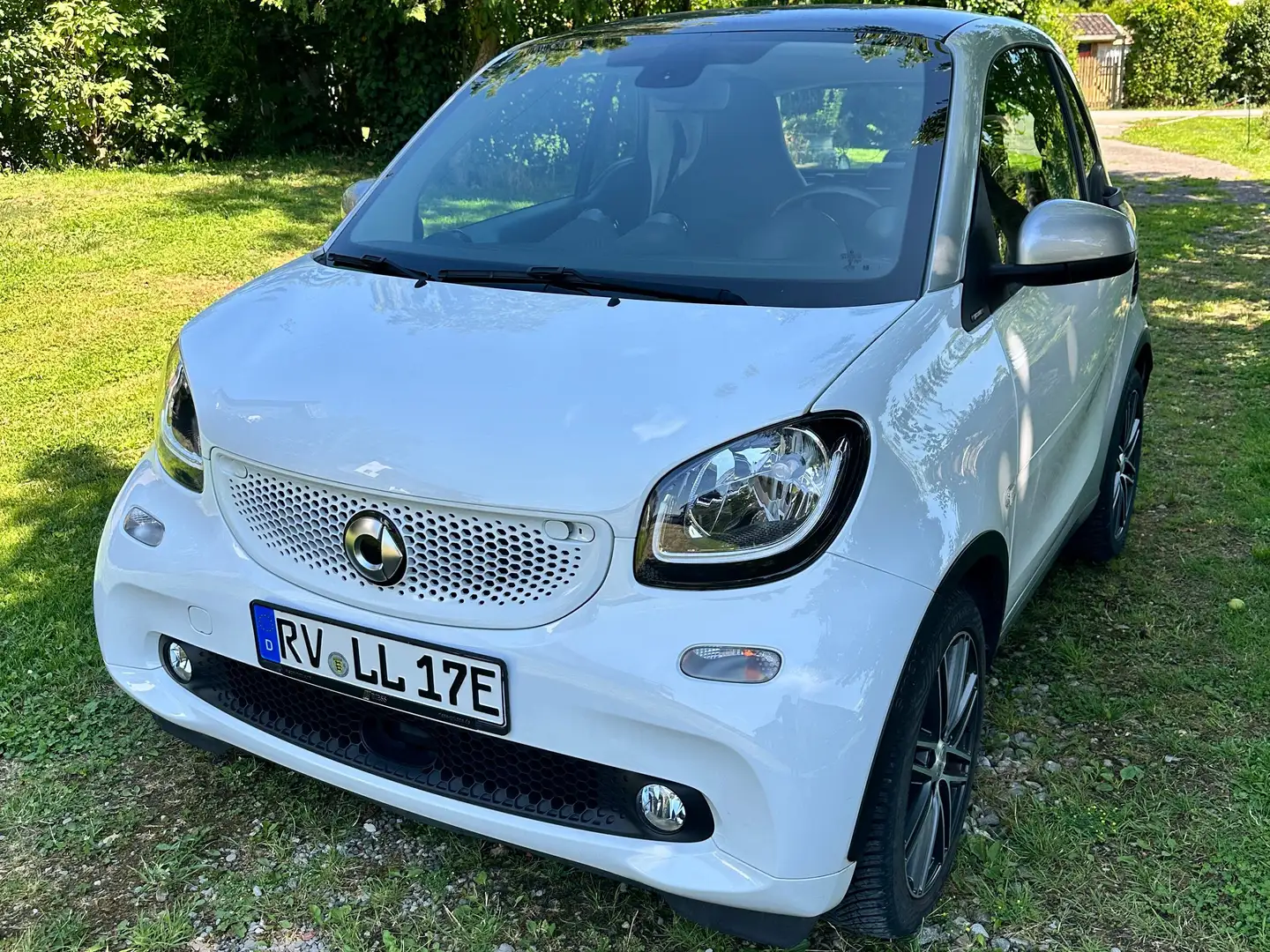 smart forTwo Electric Weiß - 1