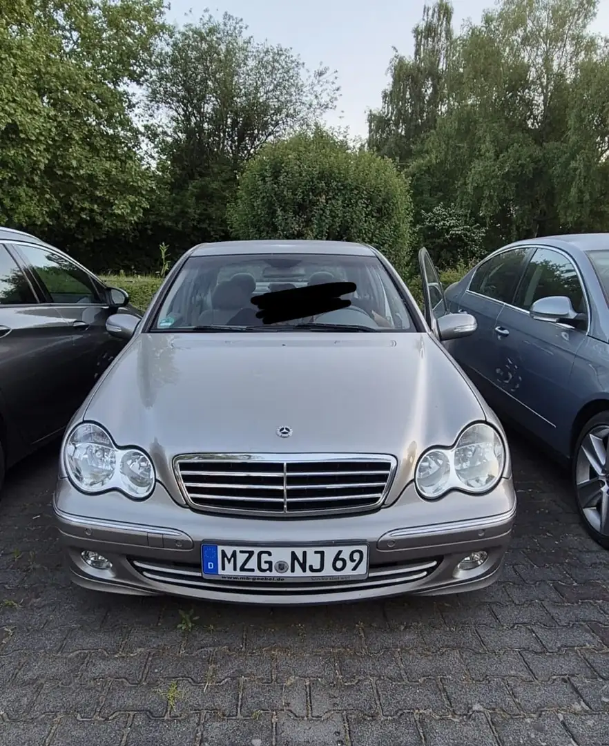 Mercedes-Benz C 240 Mercedes Benz C240 V6 Facelift - 1