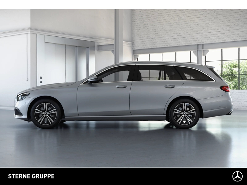 Mercedes-Benz E 220 E 220 d T Avantgarde Totwinkel Ambiente-Beleucht — photo 12