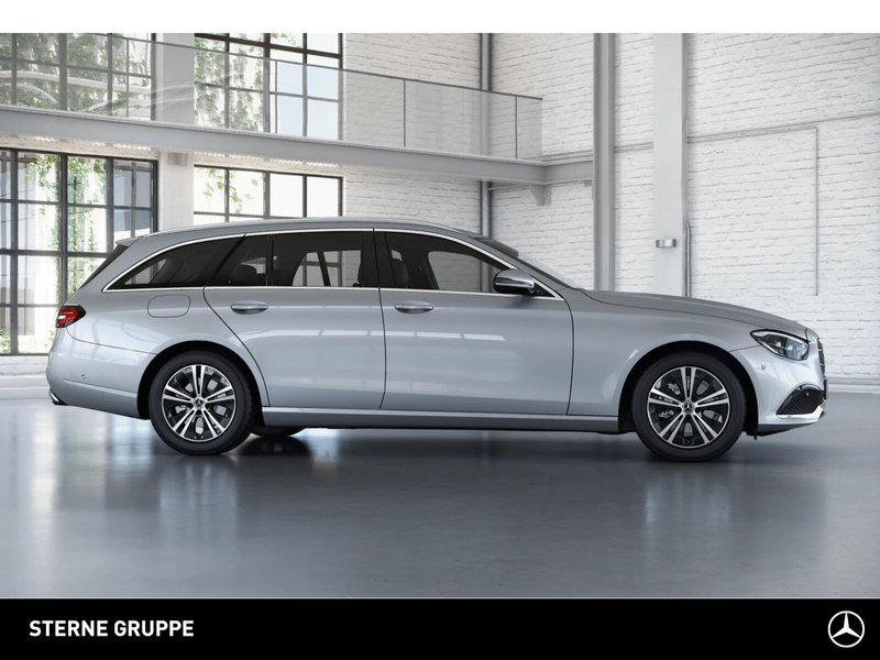 Mercedes-Benz E 220 E 220 d T Avantgarde Totwinkel Ambiente-Beleucht — photo 10