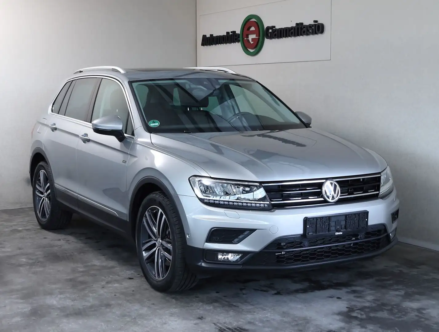 Volkswagen Tiguan Join Start-Stopp 4Motion Silber - 1