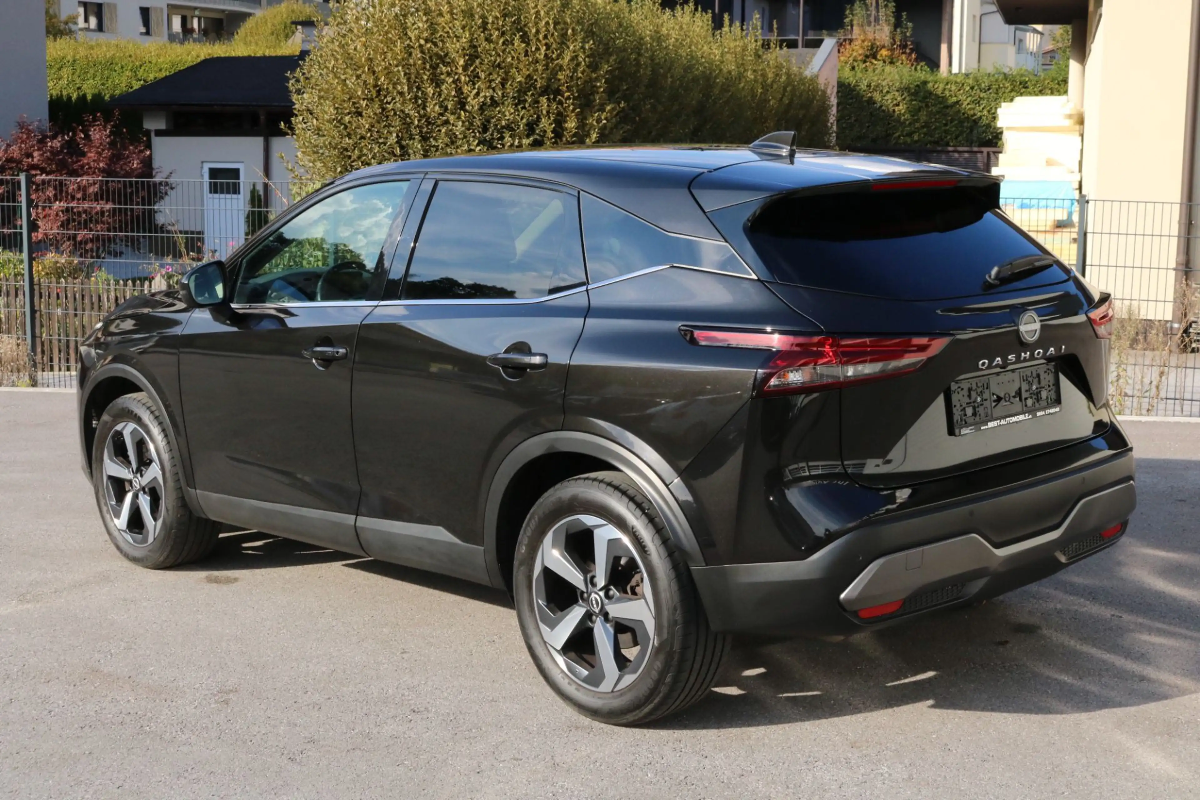 Nissan Qashqai 1,3 DIG-T MHEV N-Connecta — photo 6