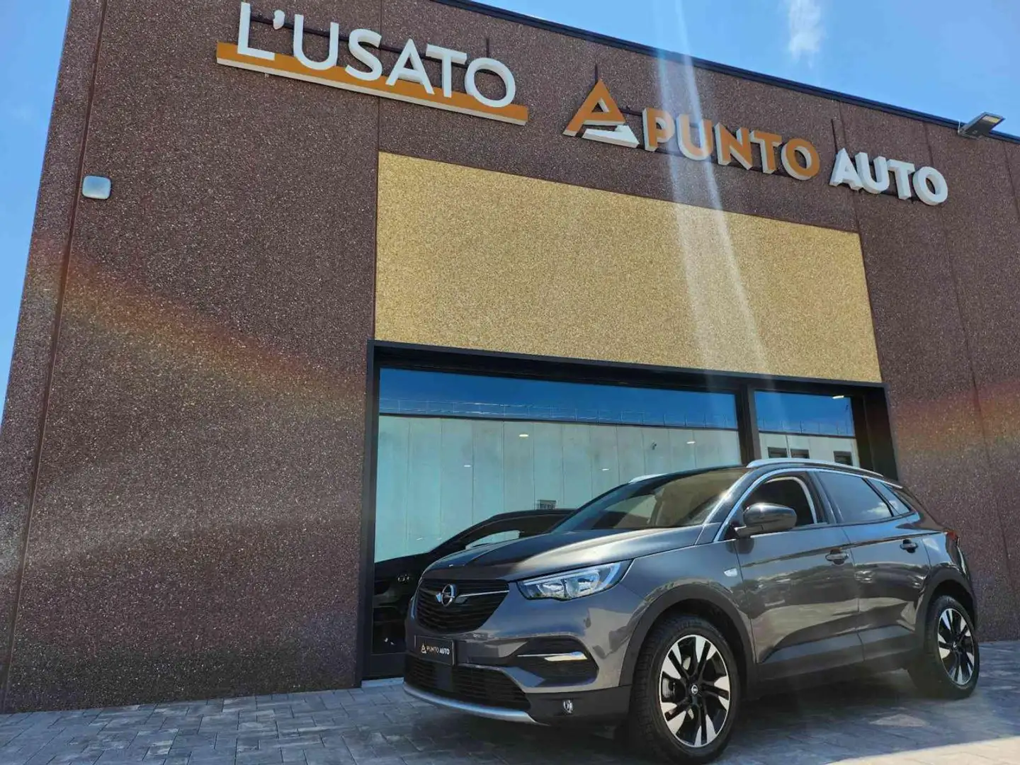 Opel Grandland X 1.5 diesel aut. Innovation Grigio - 1