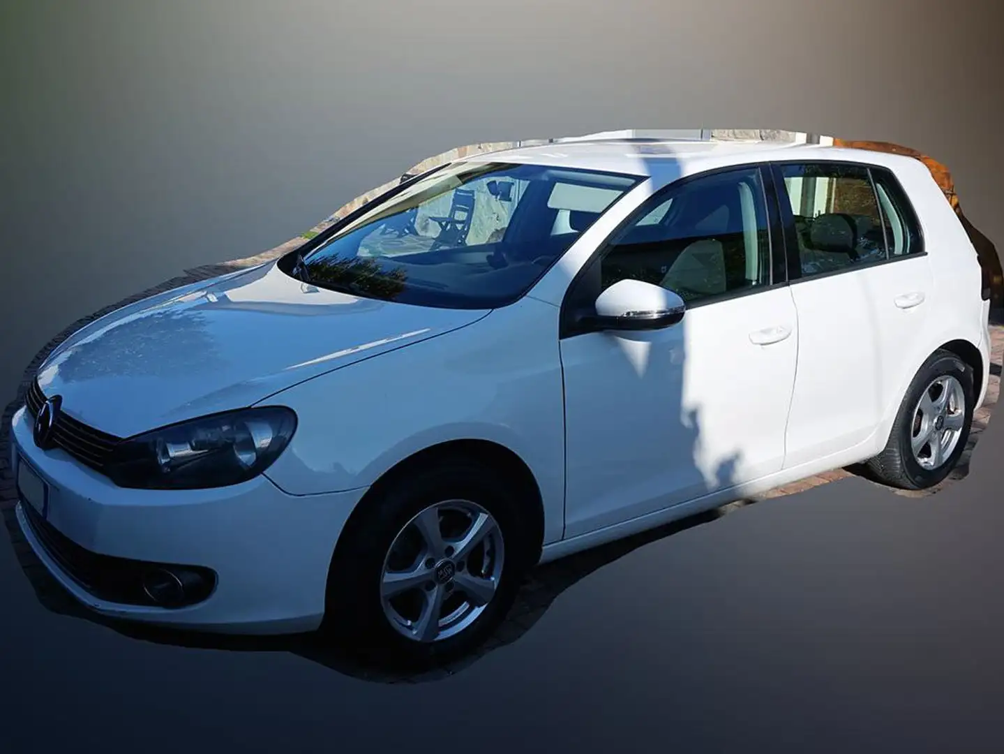 Volkswagen Golf Golf VI TRENDLINE 1.6 TDI 5p. Bianco - 1