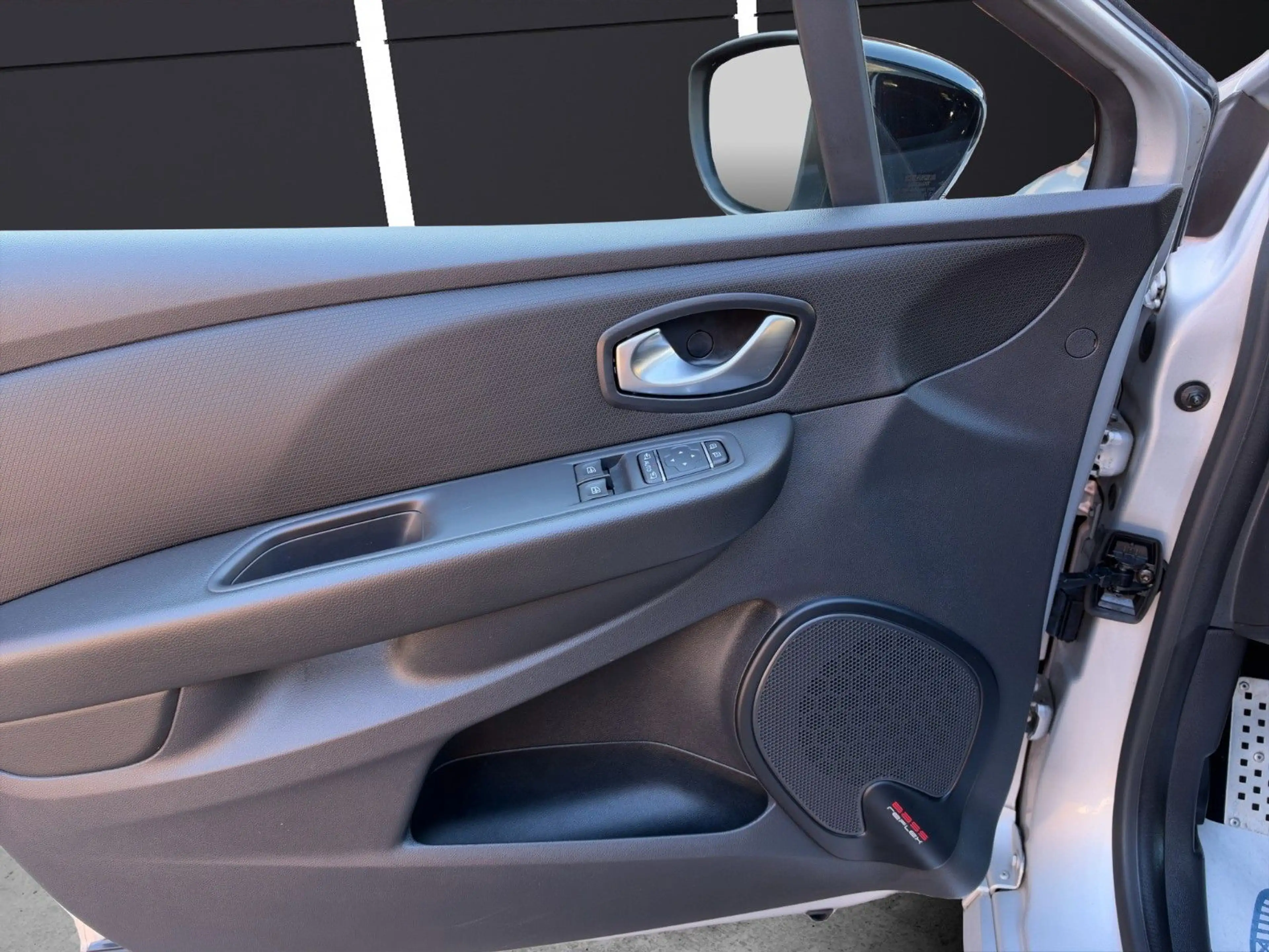 Renault Clio ENERGY TCe 200 EDC R.S. / KAMERA / TRAUM — photo 14