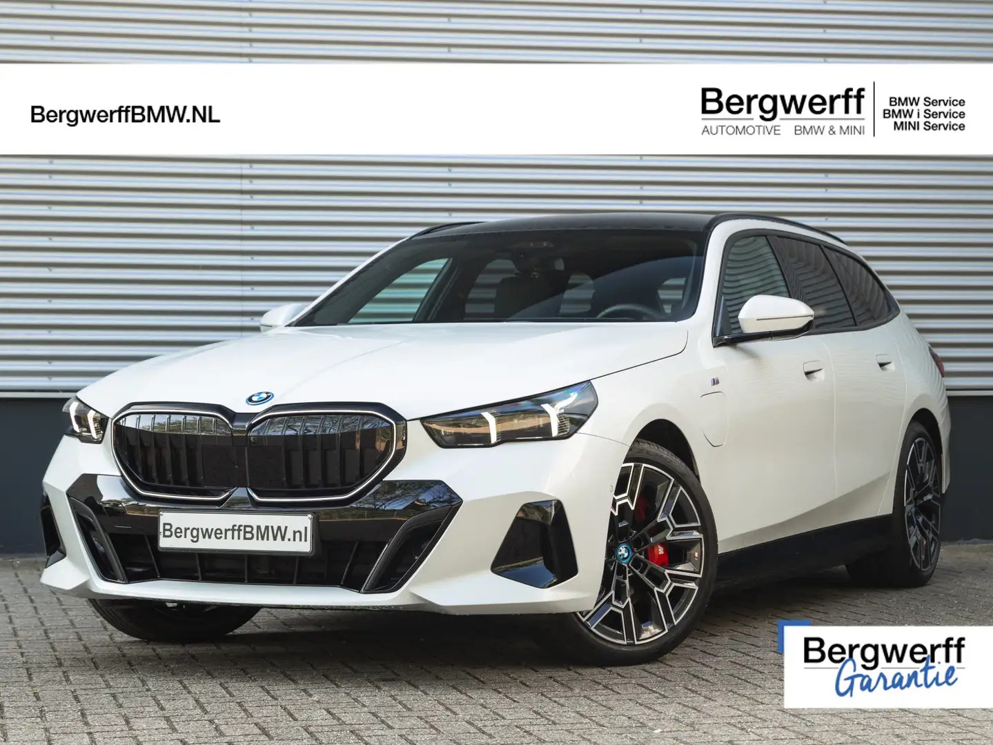 BMW 550 5-serie Touring 550e xDrive M-Sport Pro - Pano - D Wit - 1