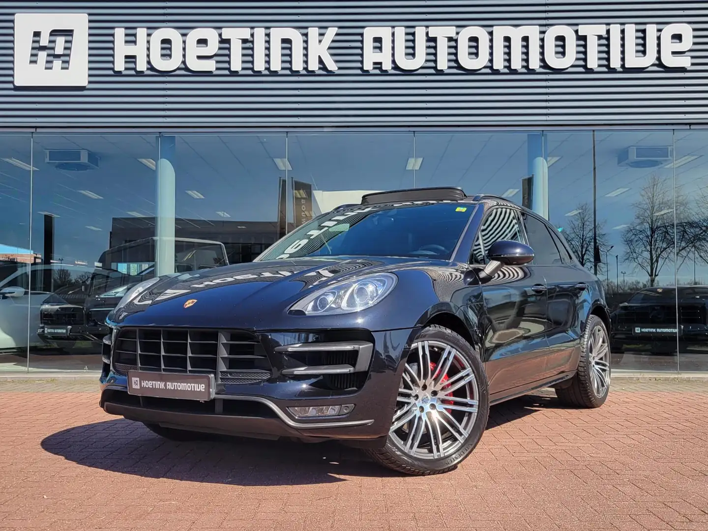 Porsche Macan 3.6 Turbo | Pano | Lucht | Bose | Elc trekhaak Zwart - 1