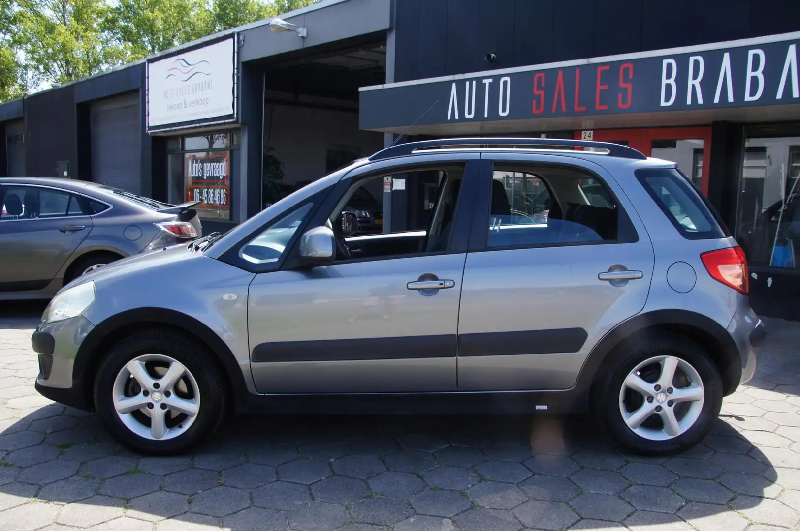 Suzuki SX4 1.6 Exclusive Gris - 2
