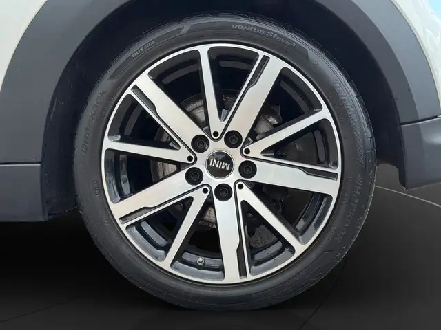 Mini Cooper Cooper view 11