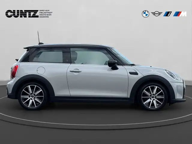 Mini Cooper Cooper view 5