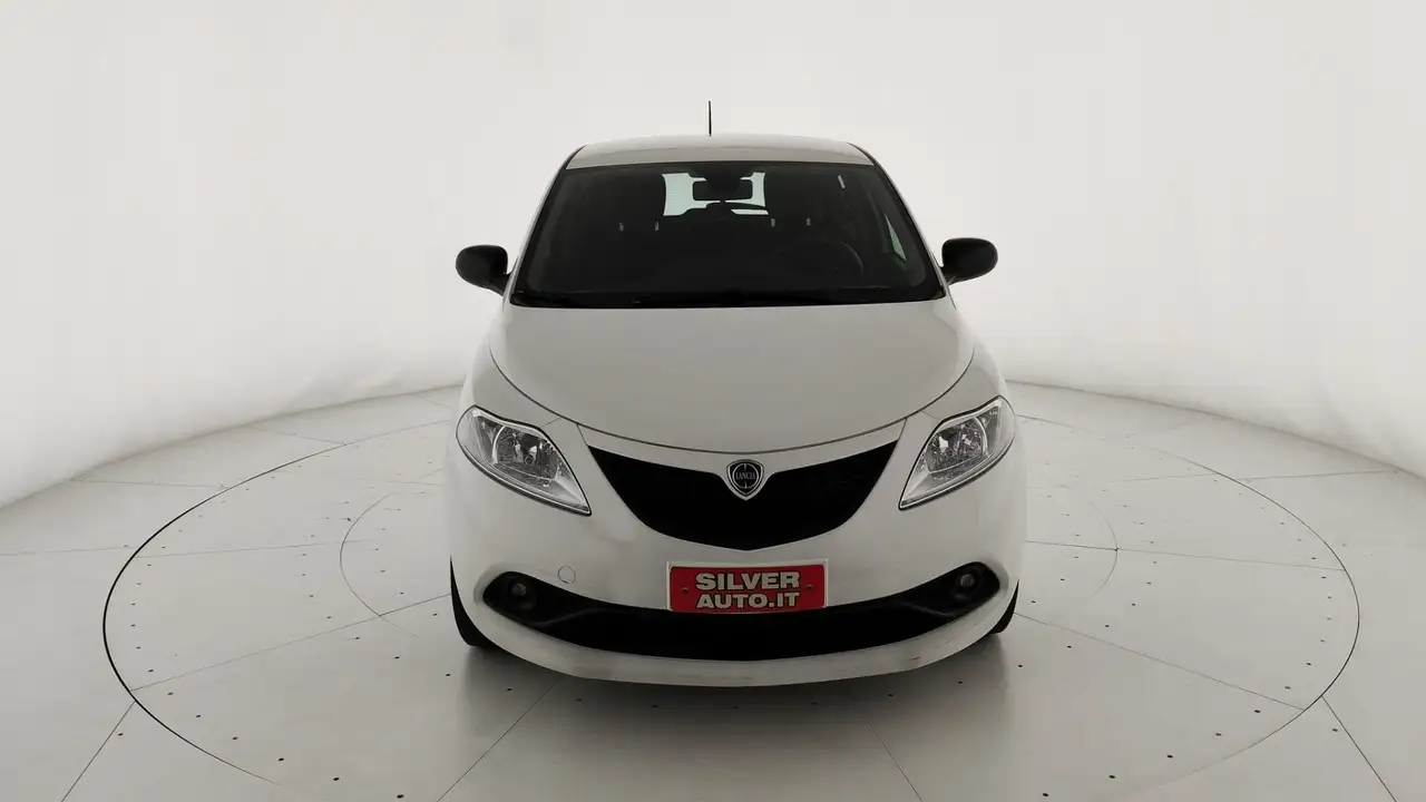 Lancia Ypsilon 2021