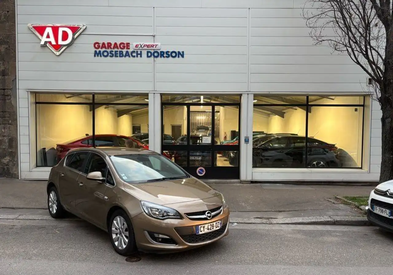 Opel Astra 1.7 Cdti 110 Cosmo 139000 kms 08-13