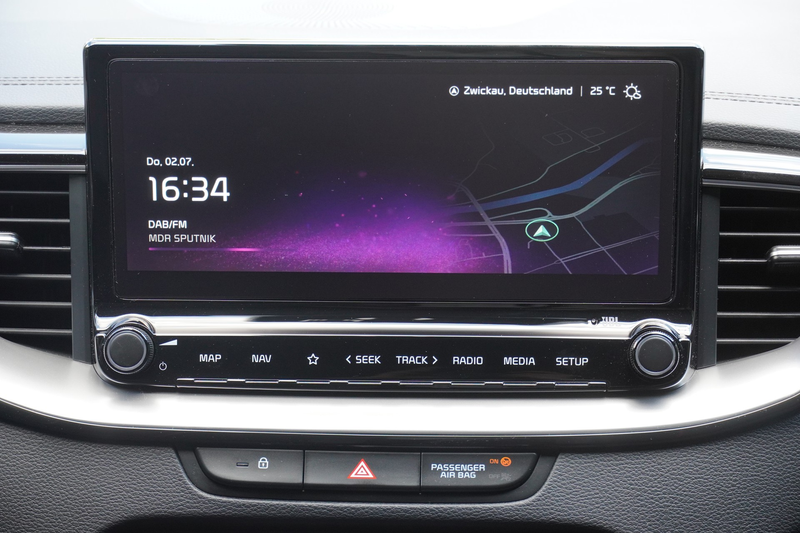 Kia ProCeed / pro_cee'd ProCeed 1.6 T-GDI GT — photo 10