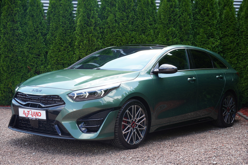 Kia ProCeed / pro_cee'd ProCeed 1.6 T-GDI GT — photo 2
