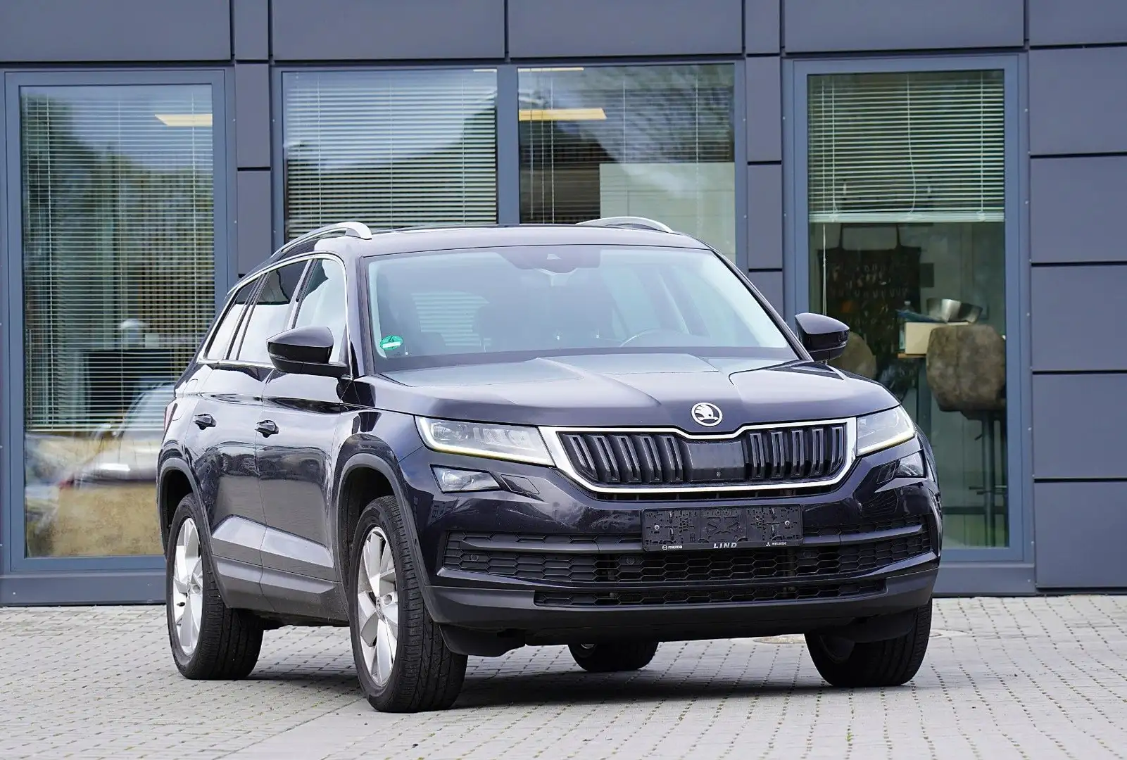 Skoda Kodiaq Style 4x4 MIT 2 JAHREN GARANTIE !!! Schwarz - 2