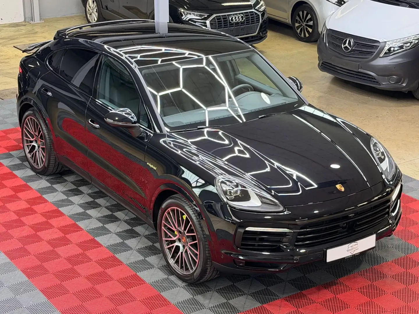 Porsche Cayenne E-Hybrid Sport-Chrono Bose ACC 360° Bose Schwarz - 1