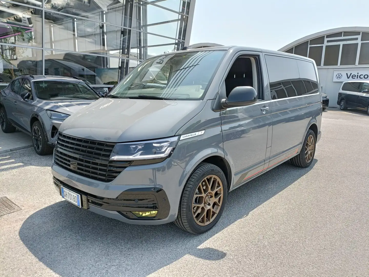 Volkswagen T6.1 Caravelle Cruise Full Optional Autocarro 5 posti iva esposta Šedá - 1