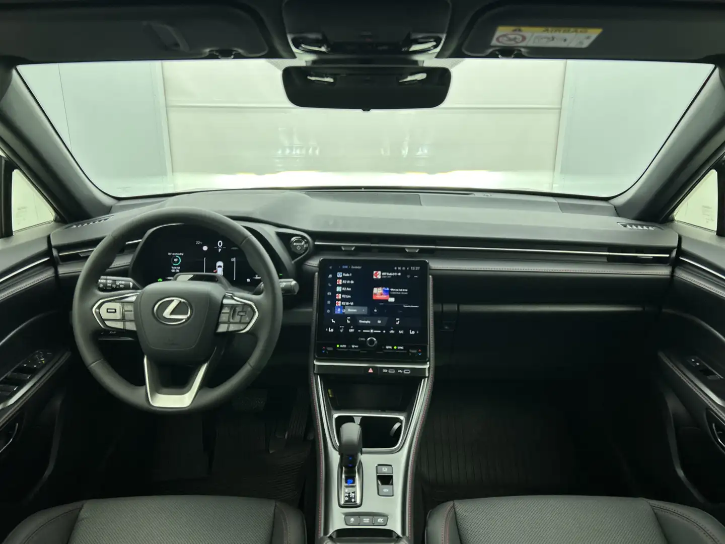Lexus LBX Elegant 2WD | Techpack | stoel- en stuurverwarming Grau - 2