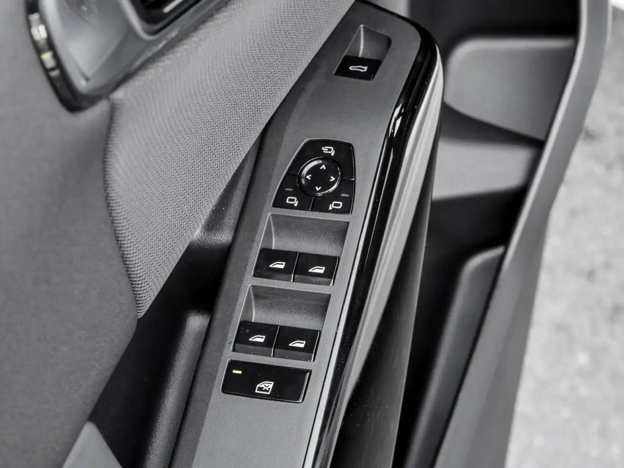 BMW X3 20d xDrive 19" M Sportpaket DA AHK Komfortzg. uvm. 14