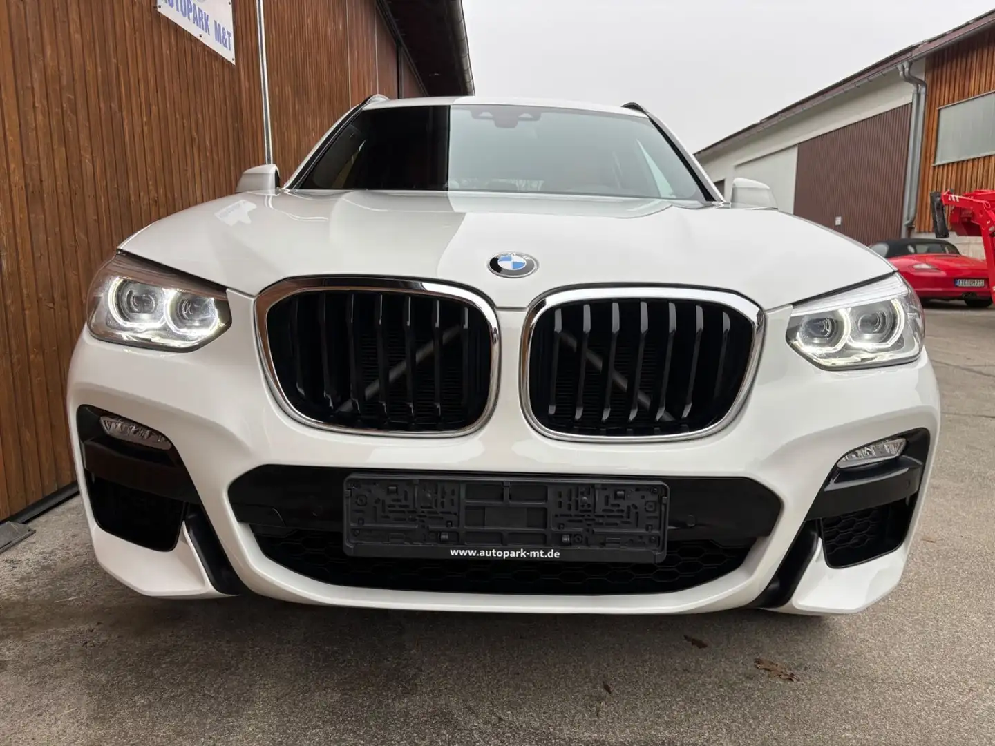 BMW X3 30i Aut. M- Sport Leder LED HUD Parkassist Weiß - 2