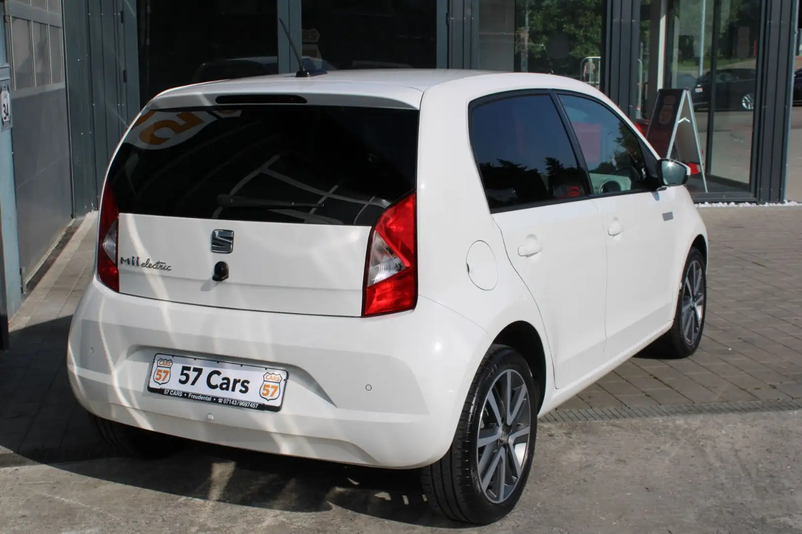 SEAT Mii electric Plus +1.Hand+Bloutooth Biały - 2